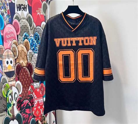 louis vuitton cleo|Louis Vuitton football player.